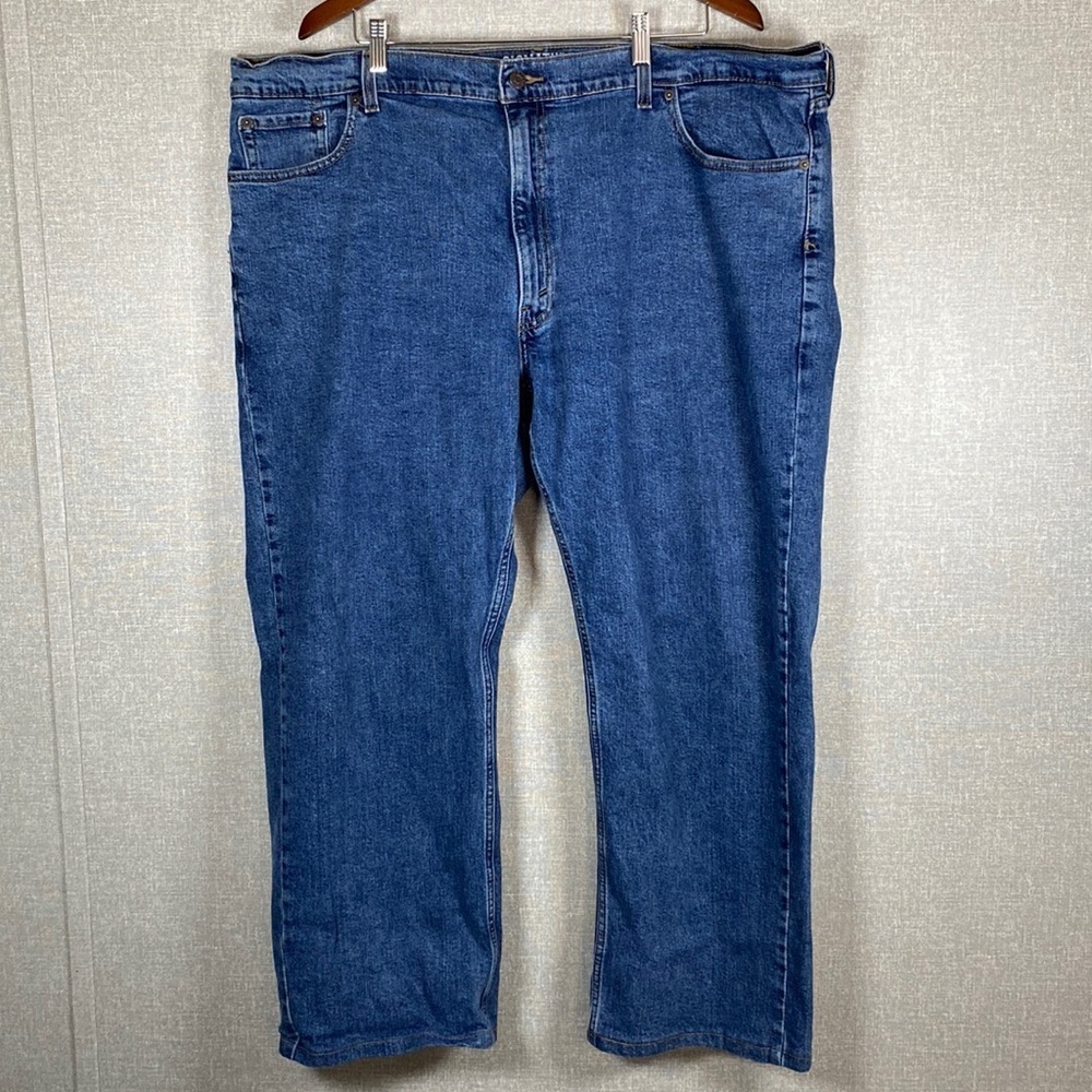 Signature by Levi Strauss Relaxed fit Straight Leg Jeans